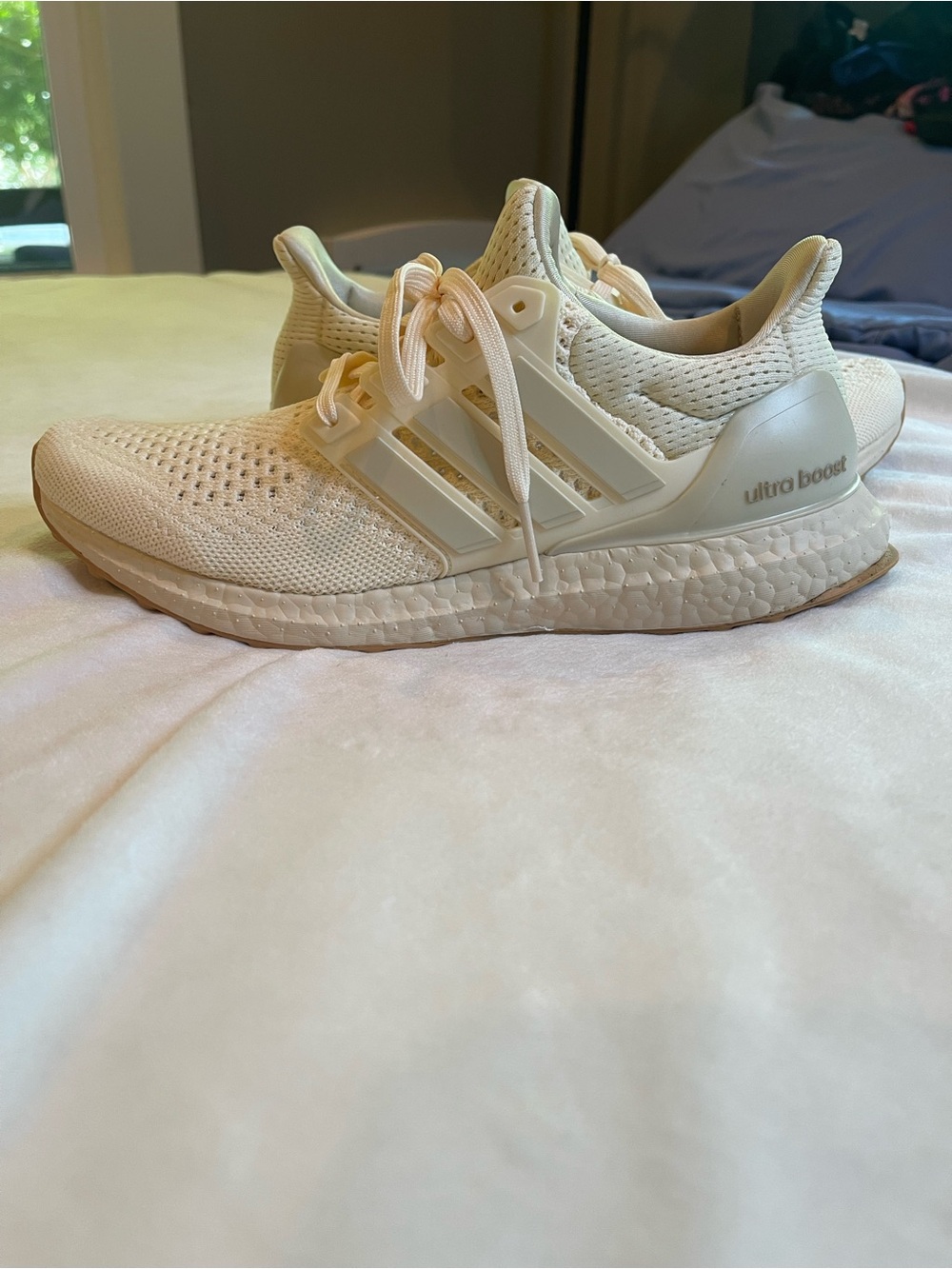 Adidas Ultraboost 1.0 Off White Cream Gum Sole Women’s Running Shoes Size 9.5 - Picture 6 of 9